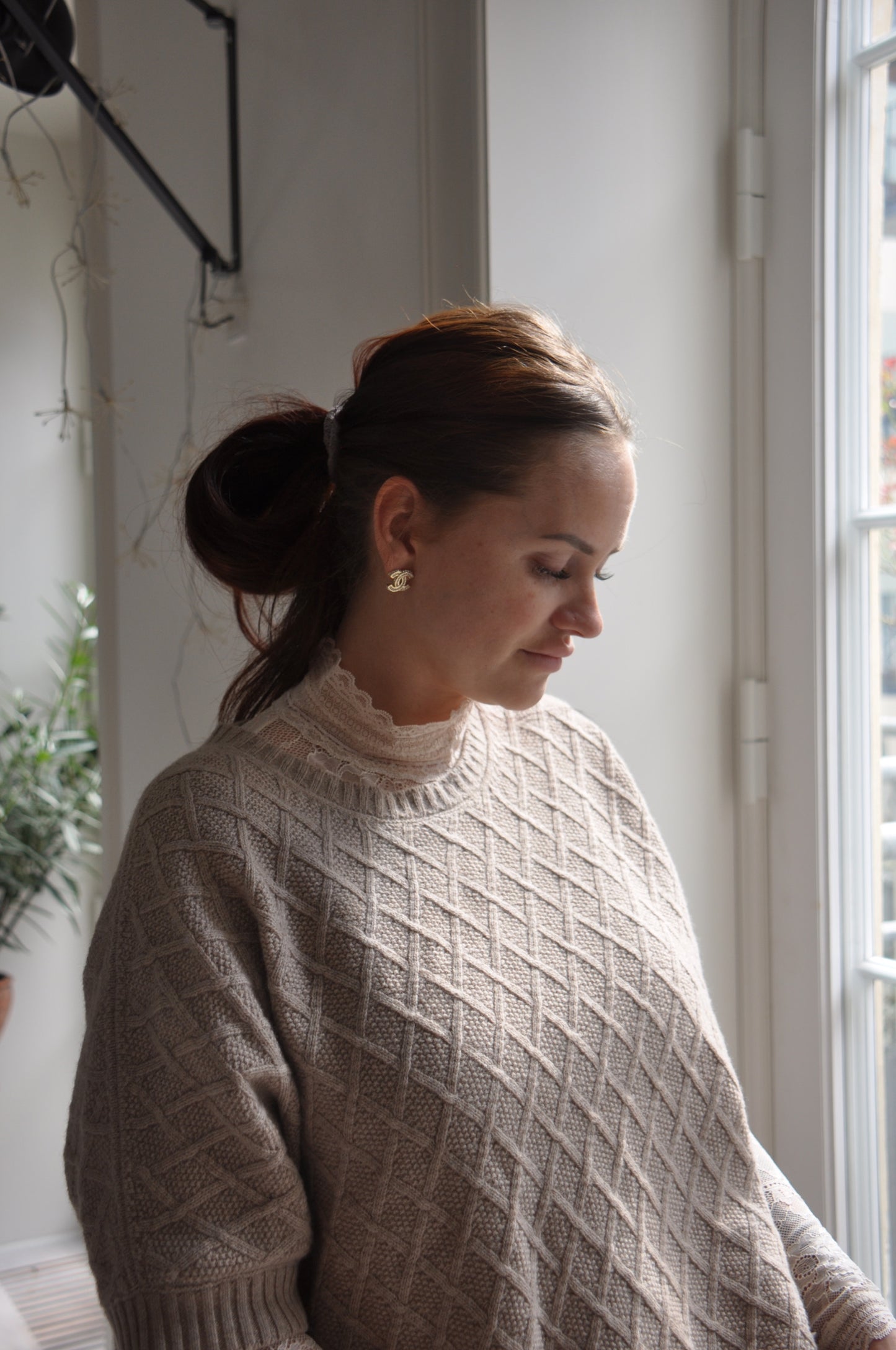 Teresa- Cashmere T-poncho/T-shirt - Dark Sand Beige