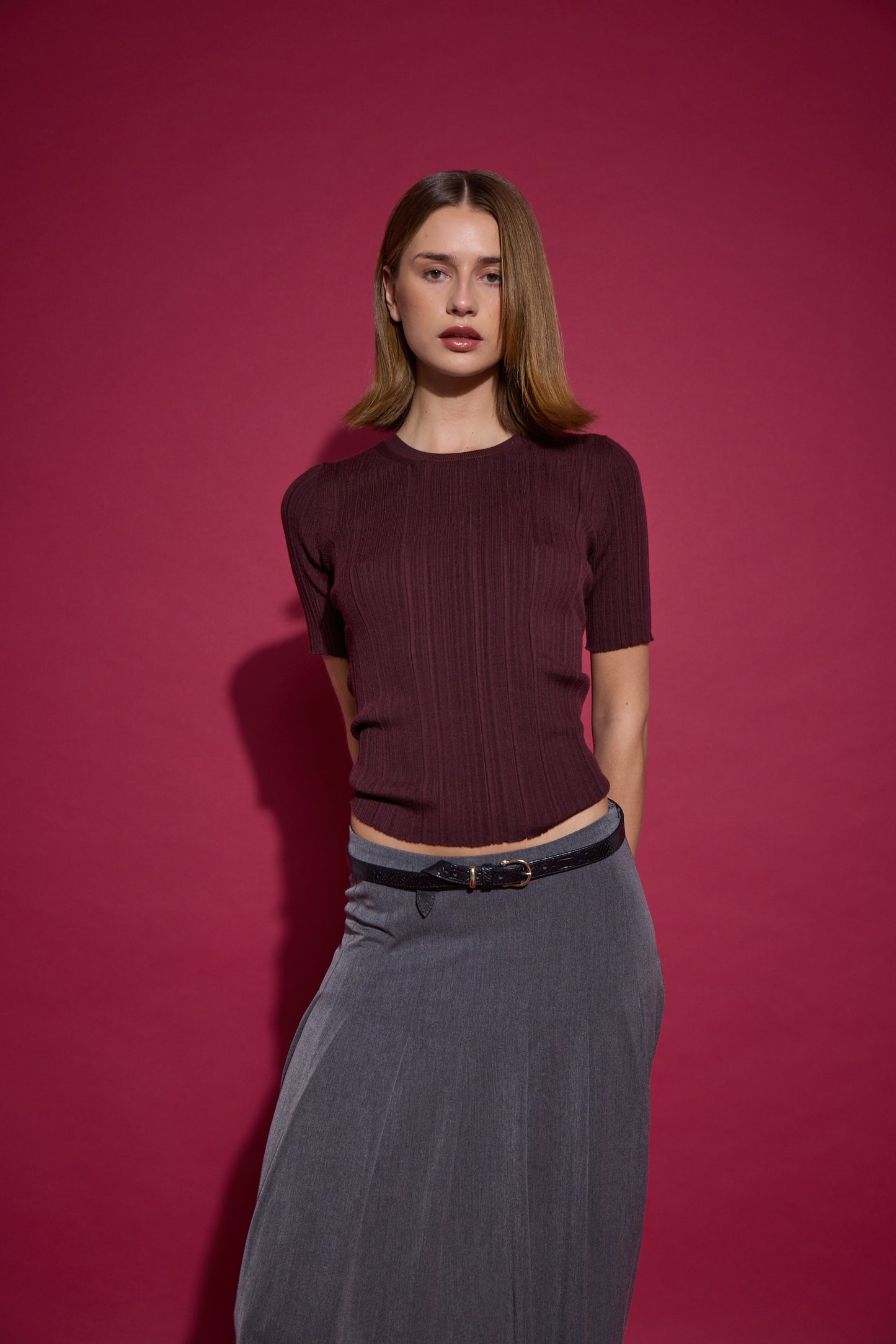 Lea - Cashmere Tee - Aubergine
