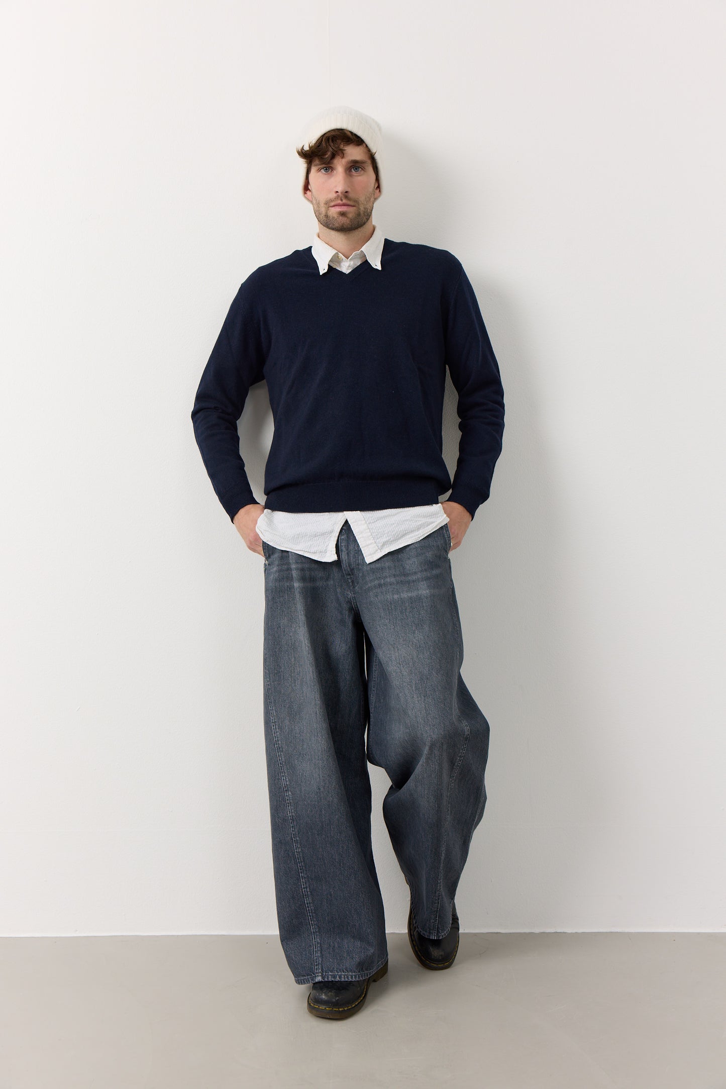 Mænd klassisk cashmere trøje med V-hals, Skotland - Dark Navy