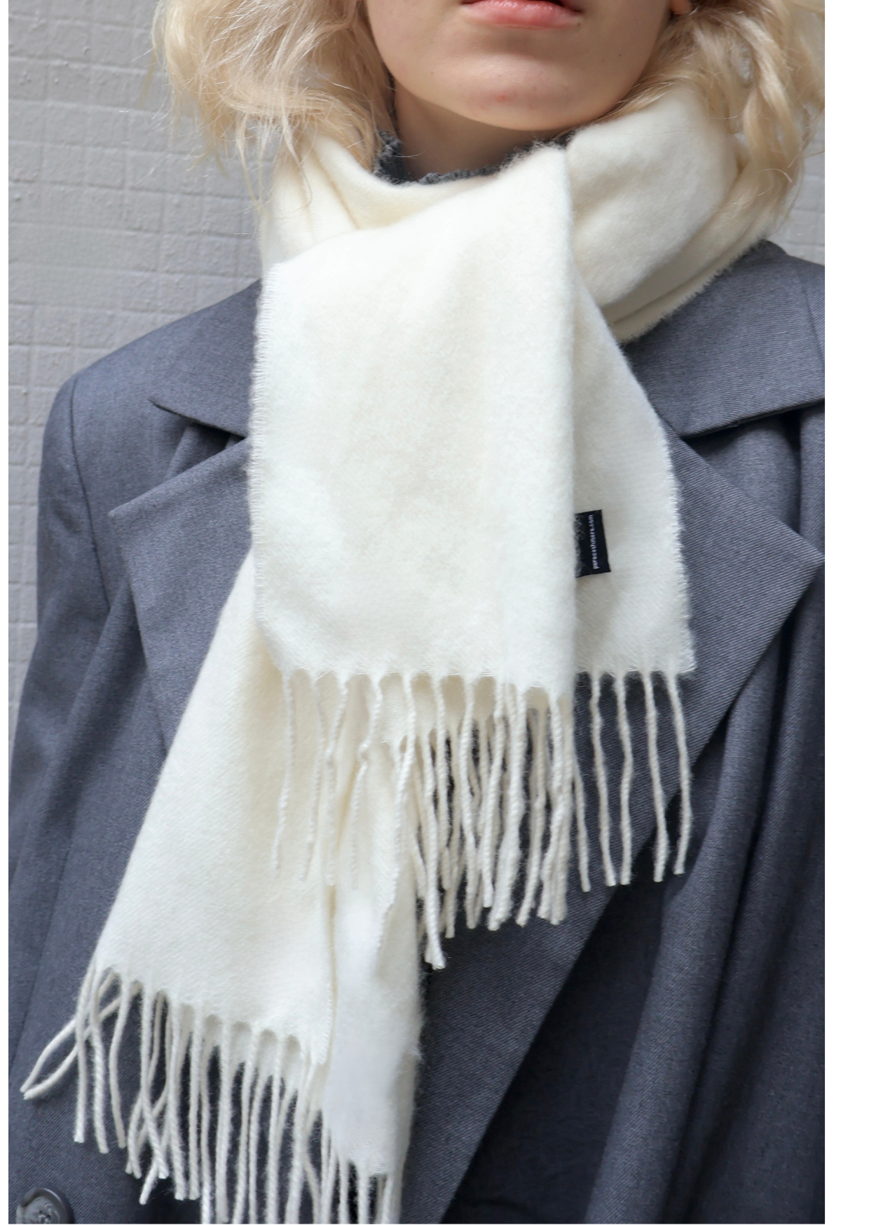 Kim 30 - Klassisk halstørklæde med frynser, 100% cashmere - Hvid