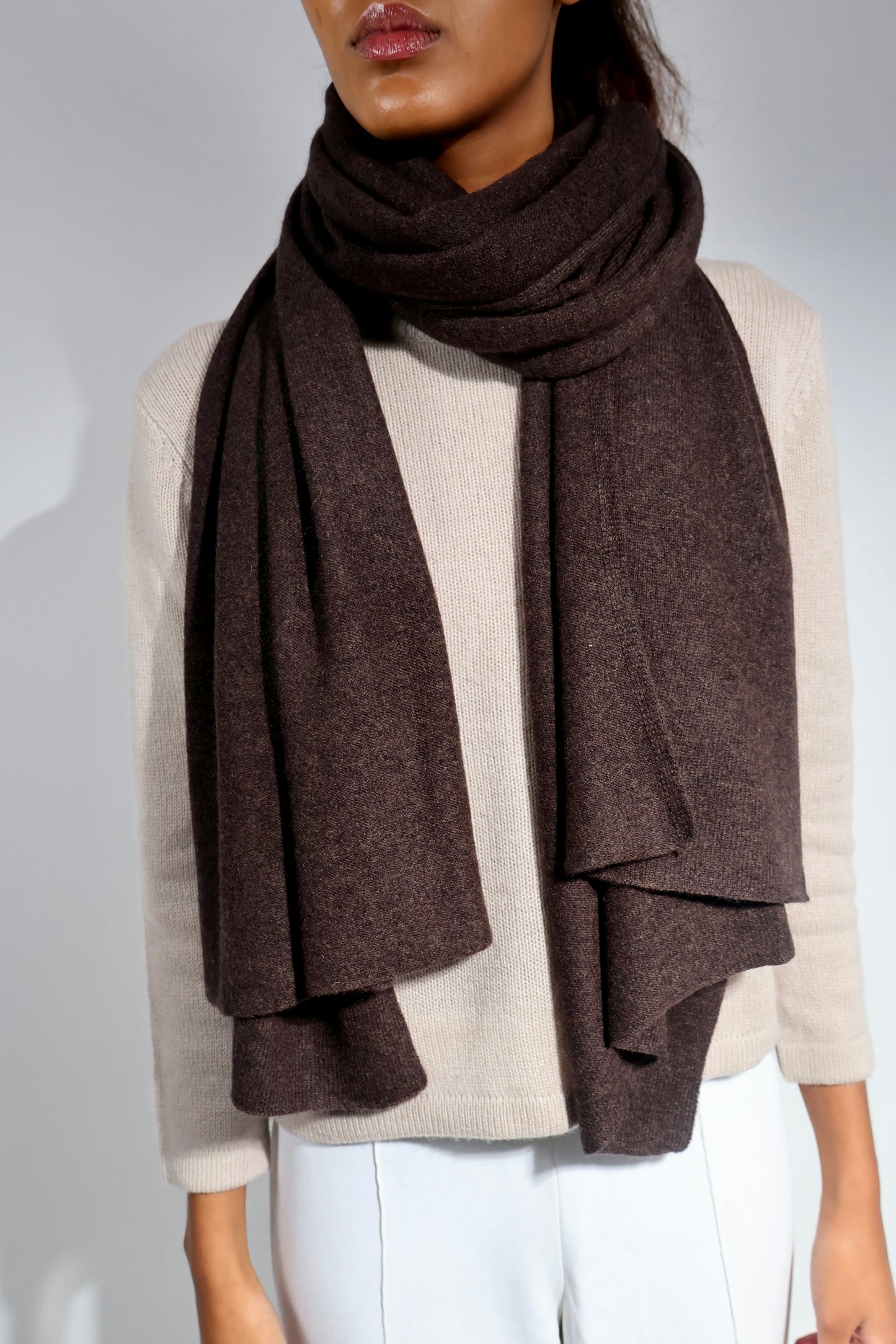 Luna - kæmpetørklæde i cashmere - Espresso Mørk Brun