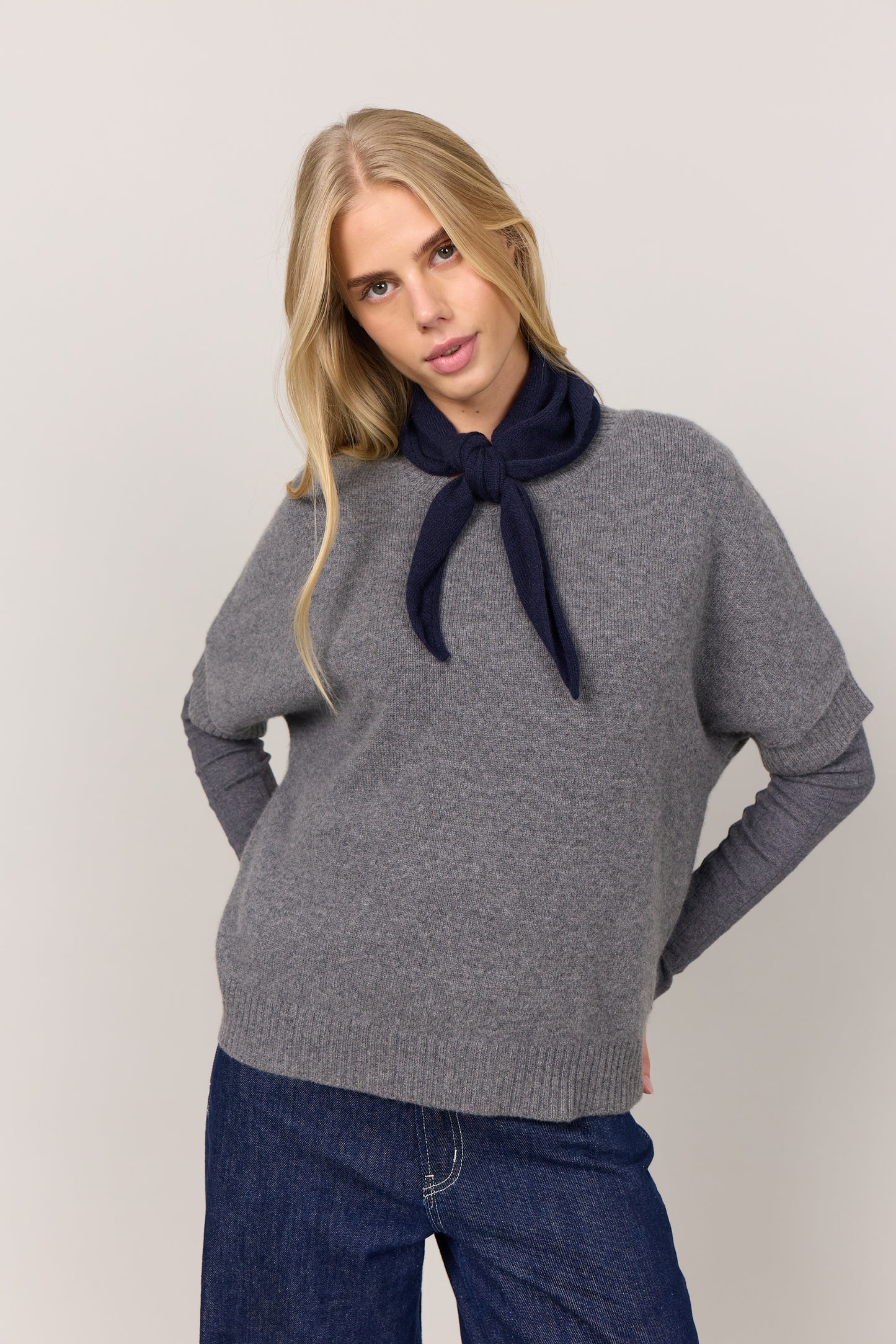Lille eksklusiv cashmere scarf, Skotland - Dark Navy