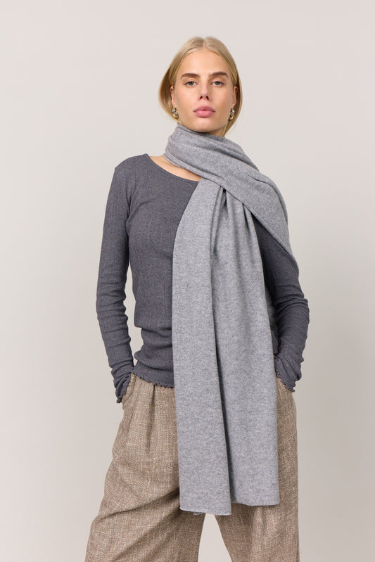 Luna - kæmpetørklæde i cashmere - Mellemgrå