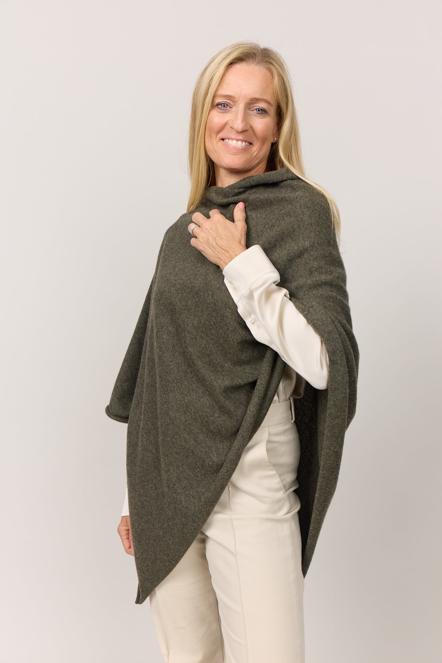 My - poncho, asymetrisk - Army Green