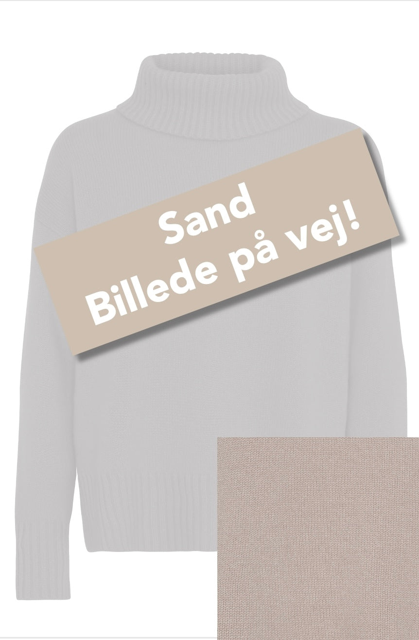 Marilyn - cashmere rullekrave sweater - Sand