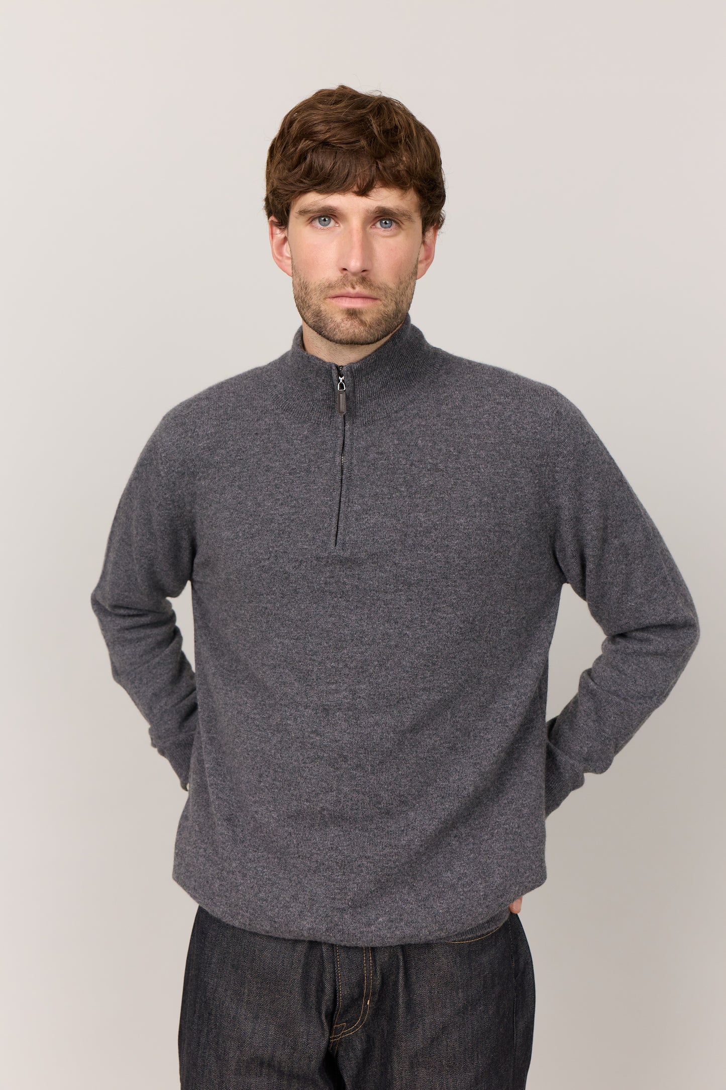 Mænd klassisk cashmere trøje med turtleneck og zip, Skotland - Mørk Grå